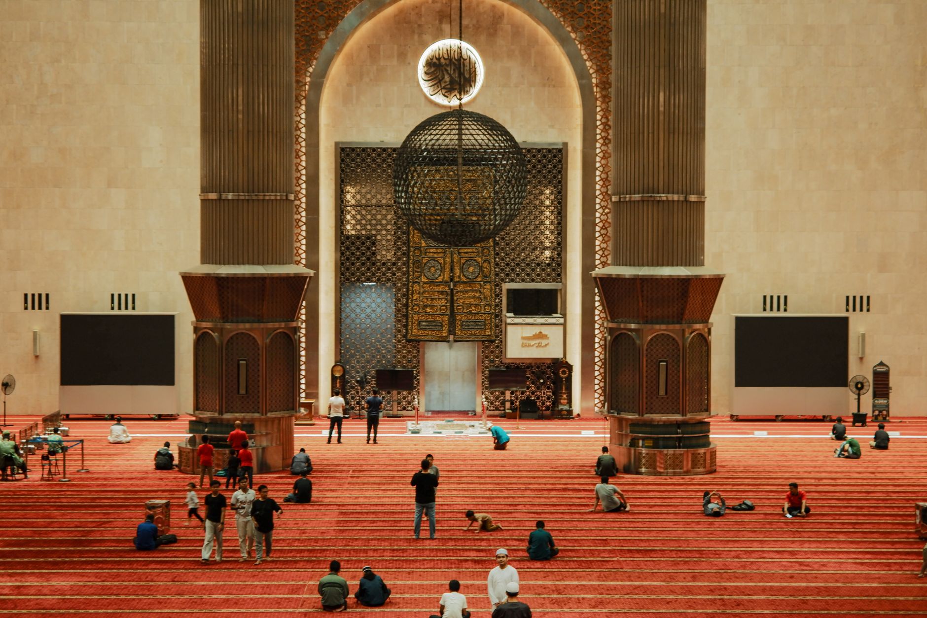 مصرف الراجحي: أكبر بنك إسلامي عالمياً بالأرقام والإنجازات