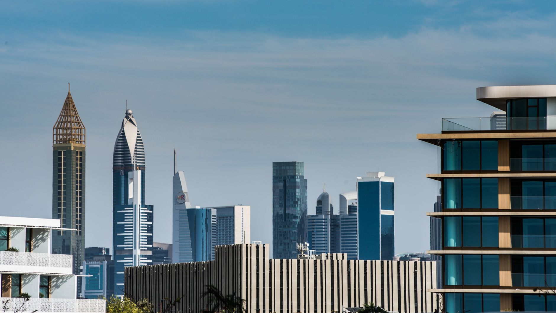 أسعار العقارات في دبي 2024: تحليل شامل وتوقعات مستقبلية