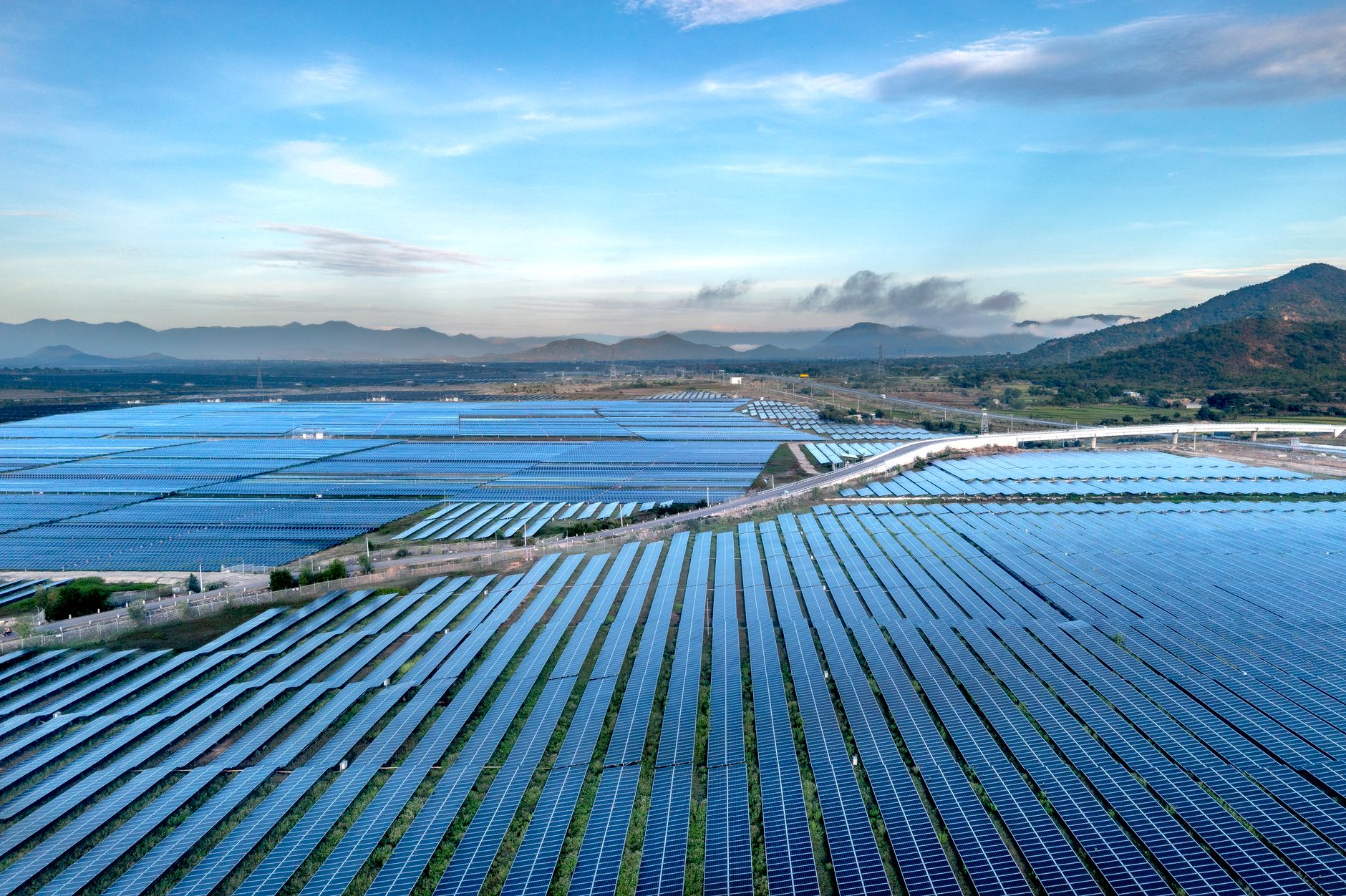 استراتيجية ACWA Power للطاقة المتجددة في الخليج