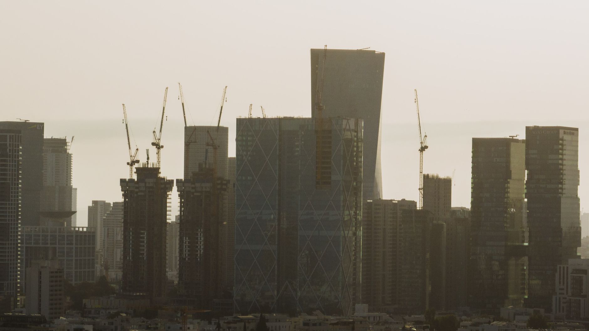 صناديق الريت العقارية في السعودية والإمارات وفرص الاستثمار