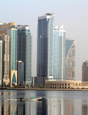 مجموعة الفطيم: صانع إمبراطورية التجزئة في الإمارات